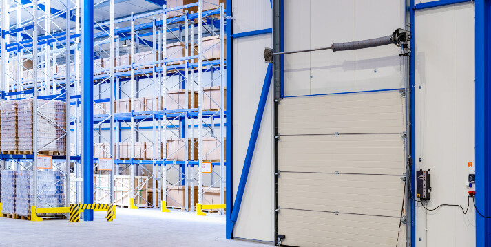 budowa magazynu wysokiego składowania