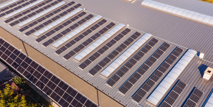 Hale z instalacją fotowoltaiczną