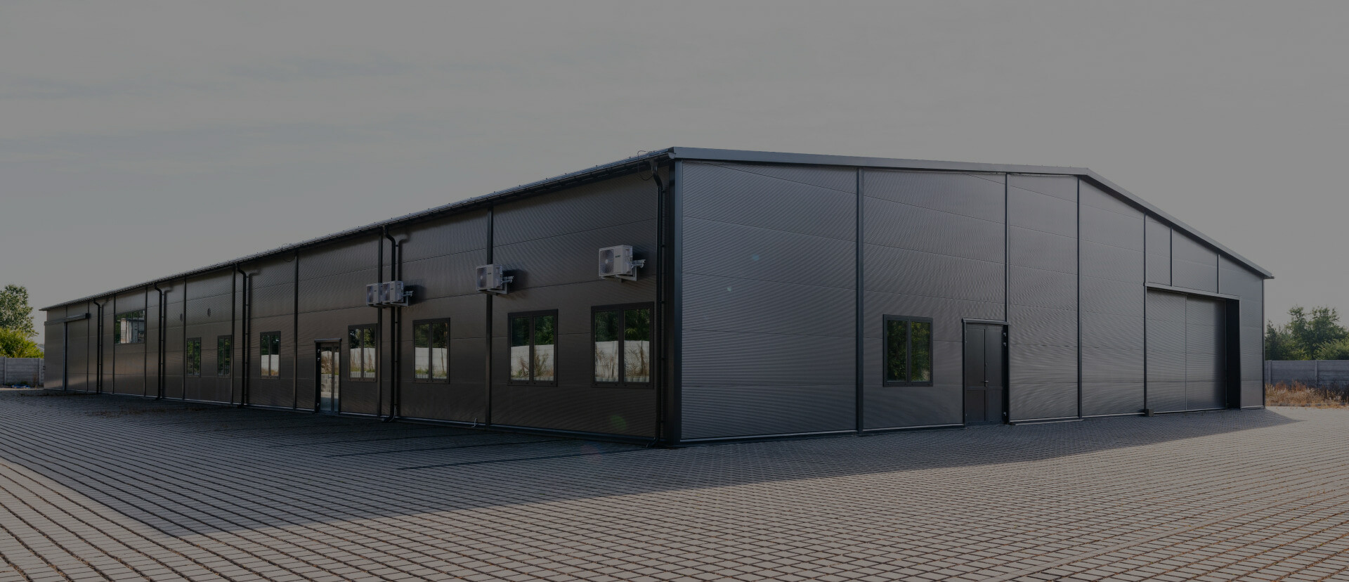 Wymiary i wielkość hali stalowej